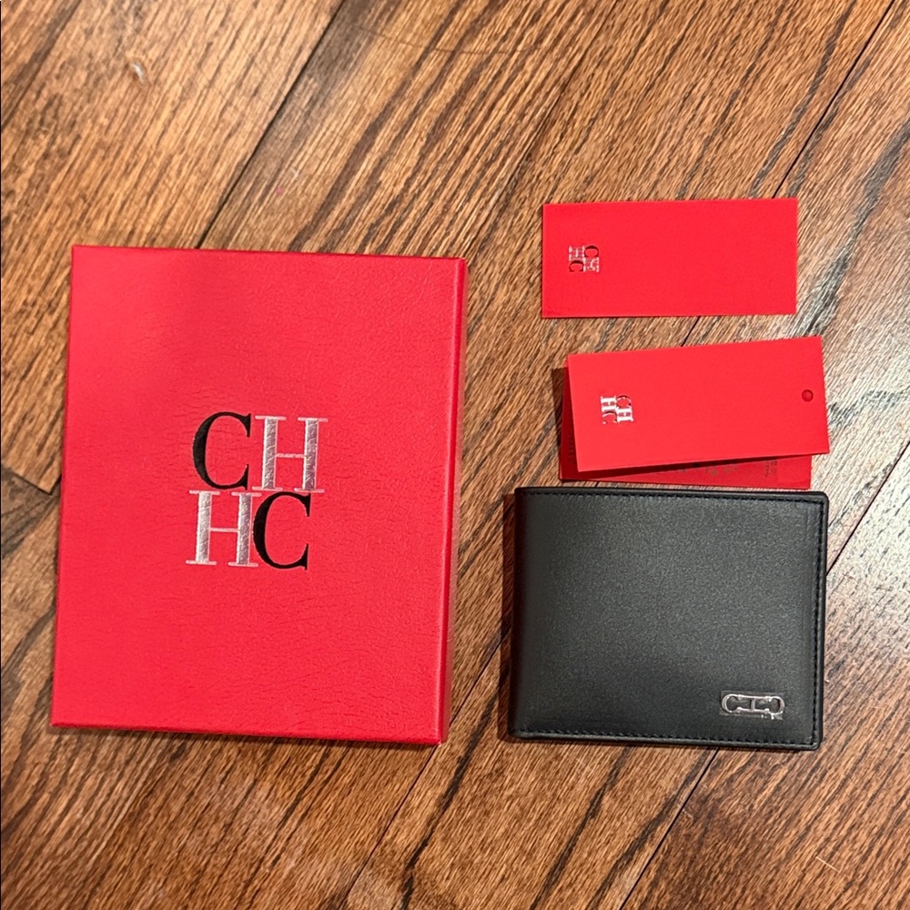 NIB CH Carolina Herrera Black Leather Men's Bifold Wallet